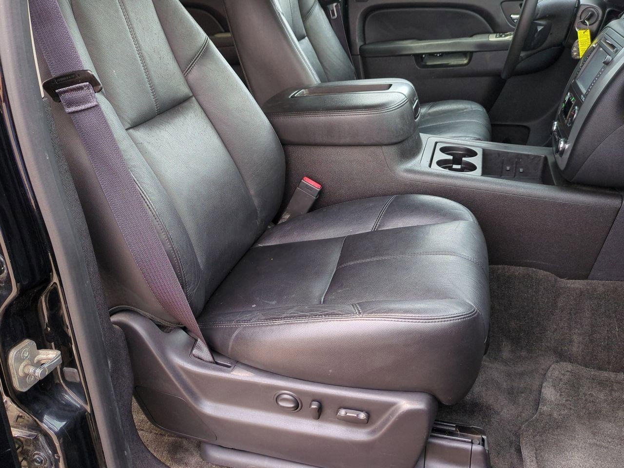 2014 Chevrolet Tahoe LT 23