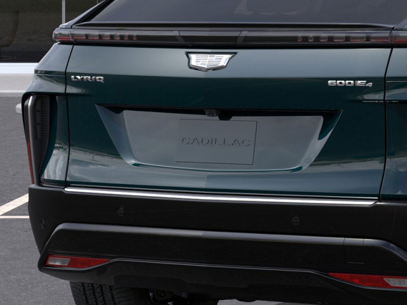Thumbnail: 2025 Cadillac Lyriq - 38