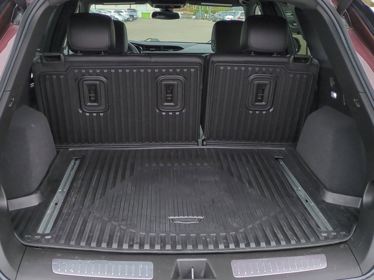 Thumbnail: 2023 Cadillac XT5 - 34