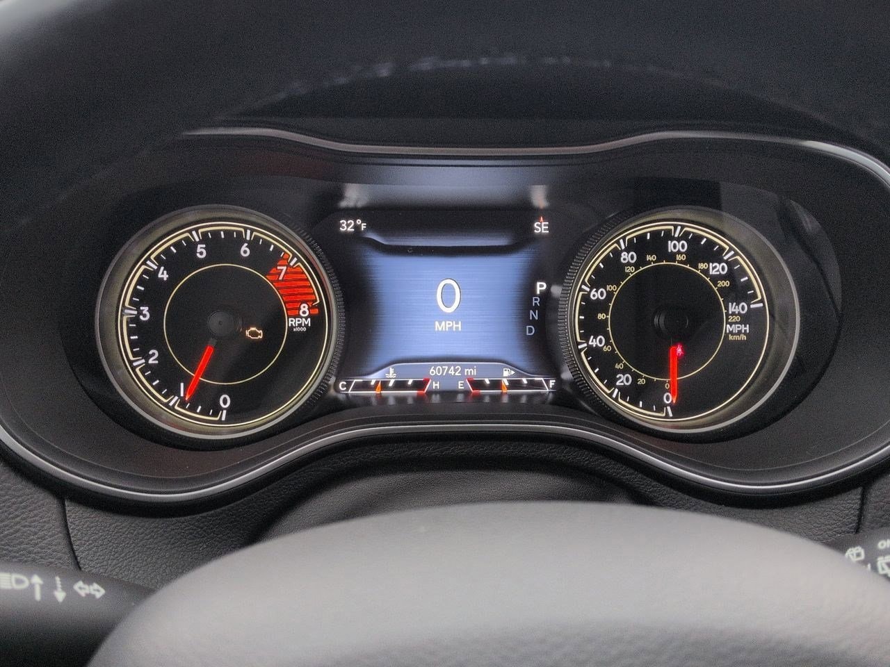 Thumbnail: 2020 Jeep Cherokee - 31