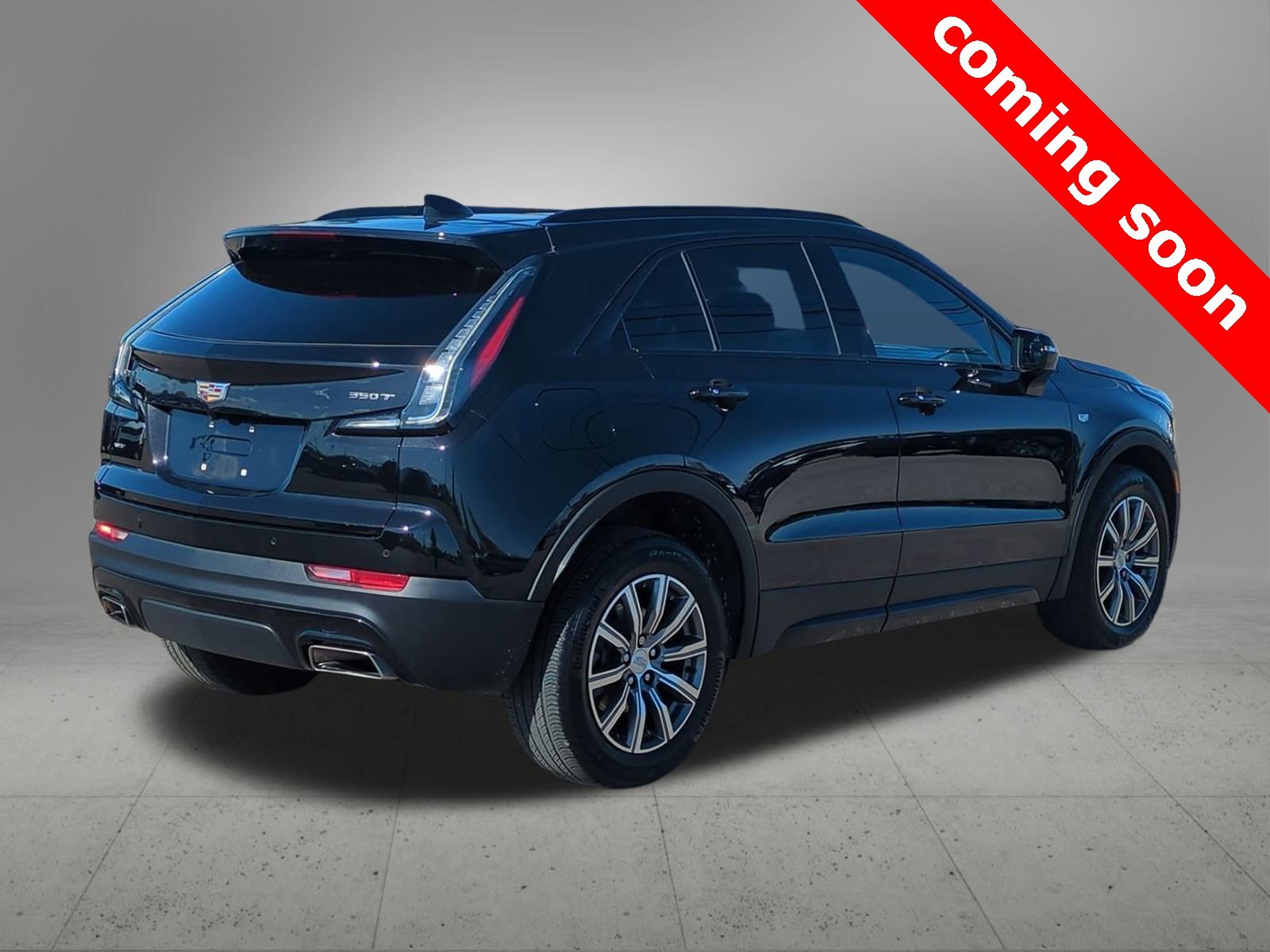 Thumbnail: 2023 Cadillac XT4 - 6