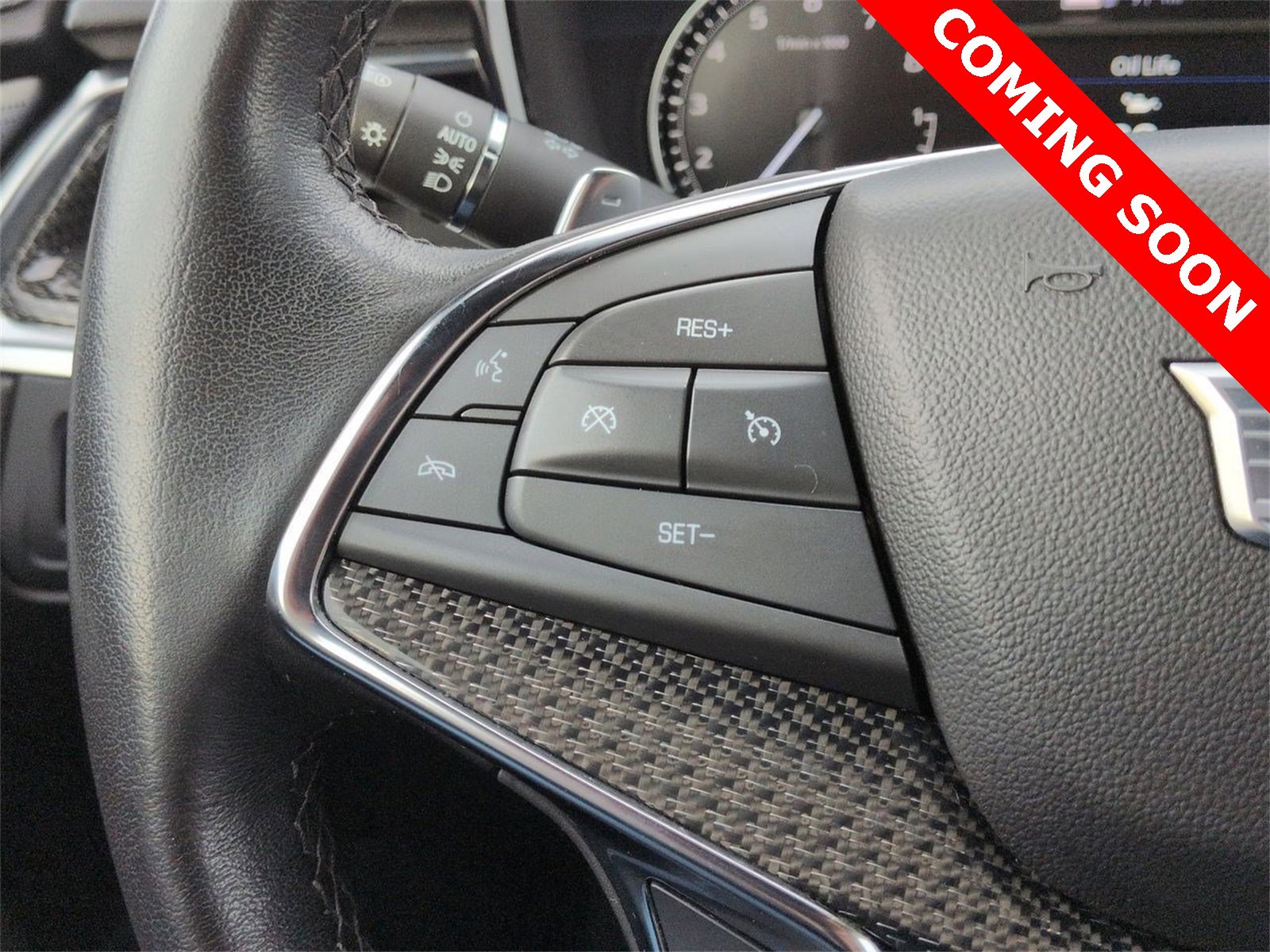 Thumbnail: 2023 Cadillac XT5 - 25