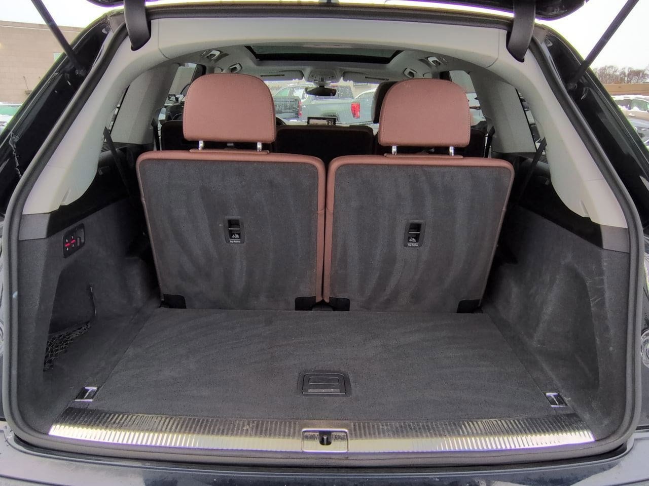 Thumbnail: 2017 Audi Q7 - 37