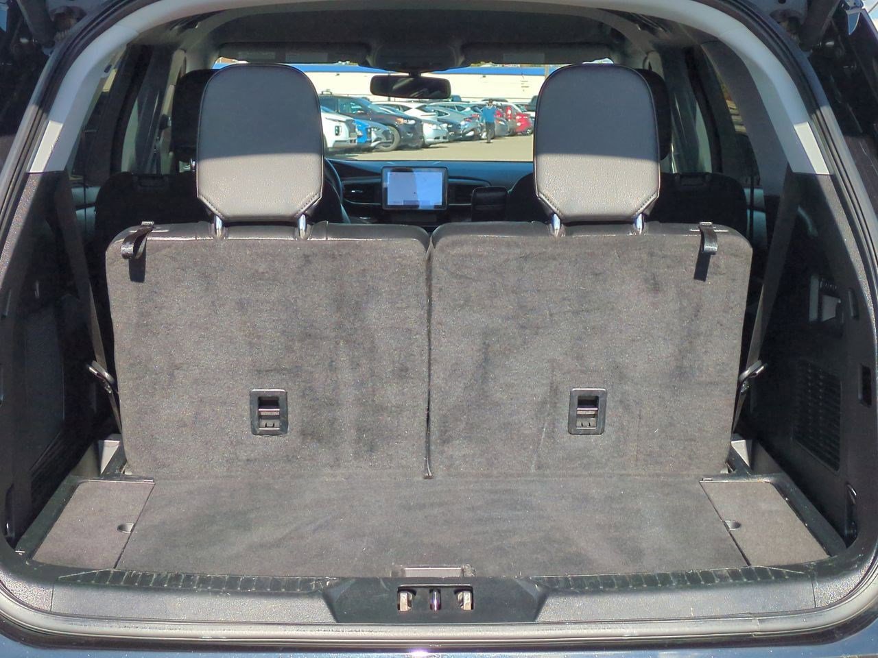 Thumbnail: 2022 Ford Explorer - 35