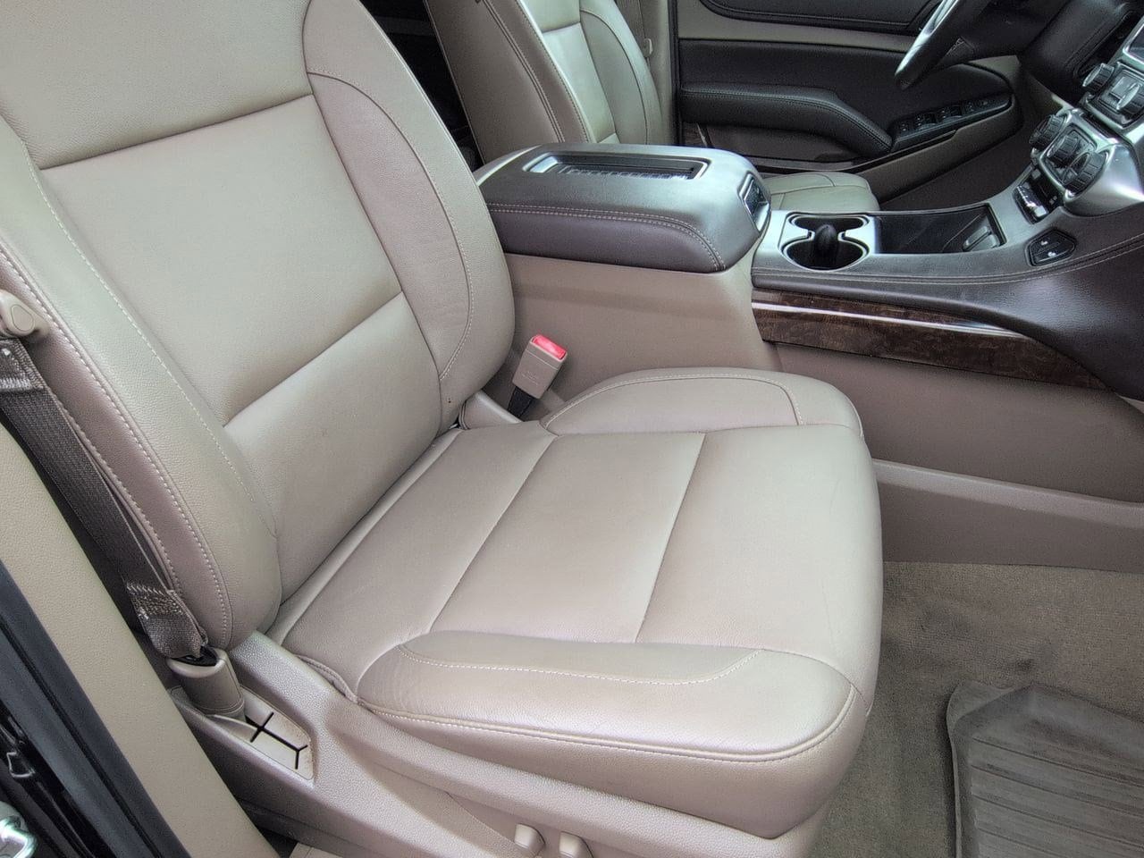 Thumbnail: 2016 Chevrolet Tahoe - 22