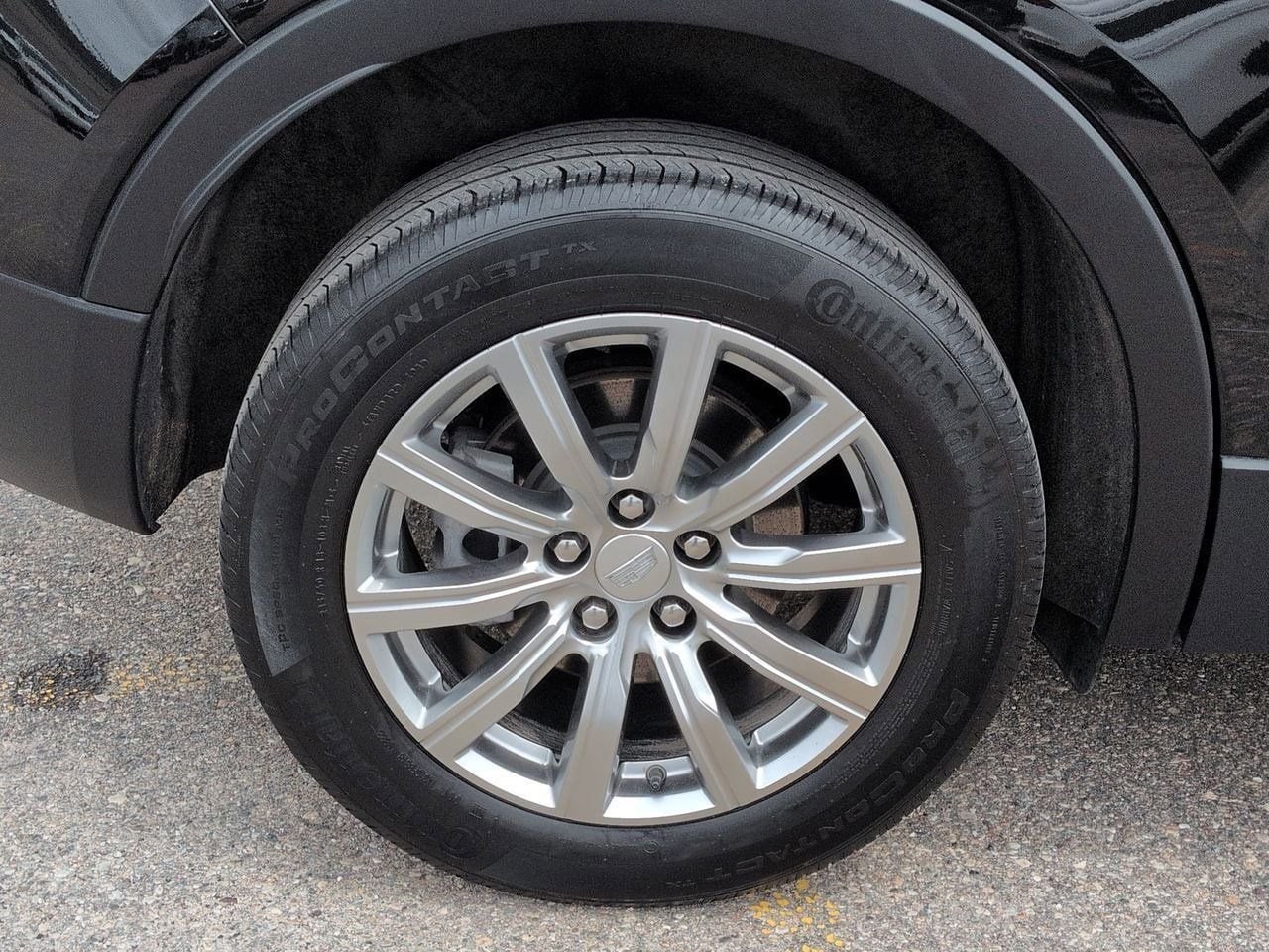 Thumbnail: 2023 Cadillac XT4 - 12