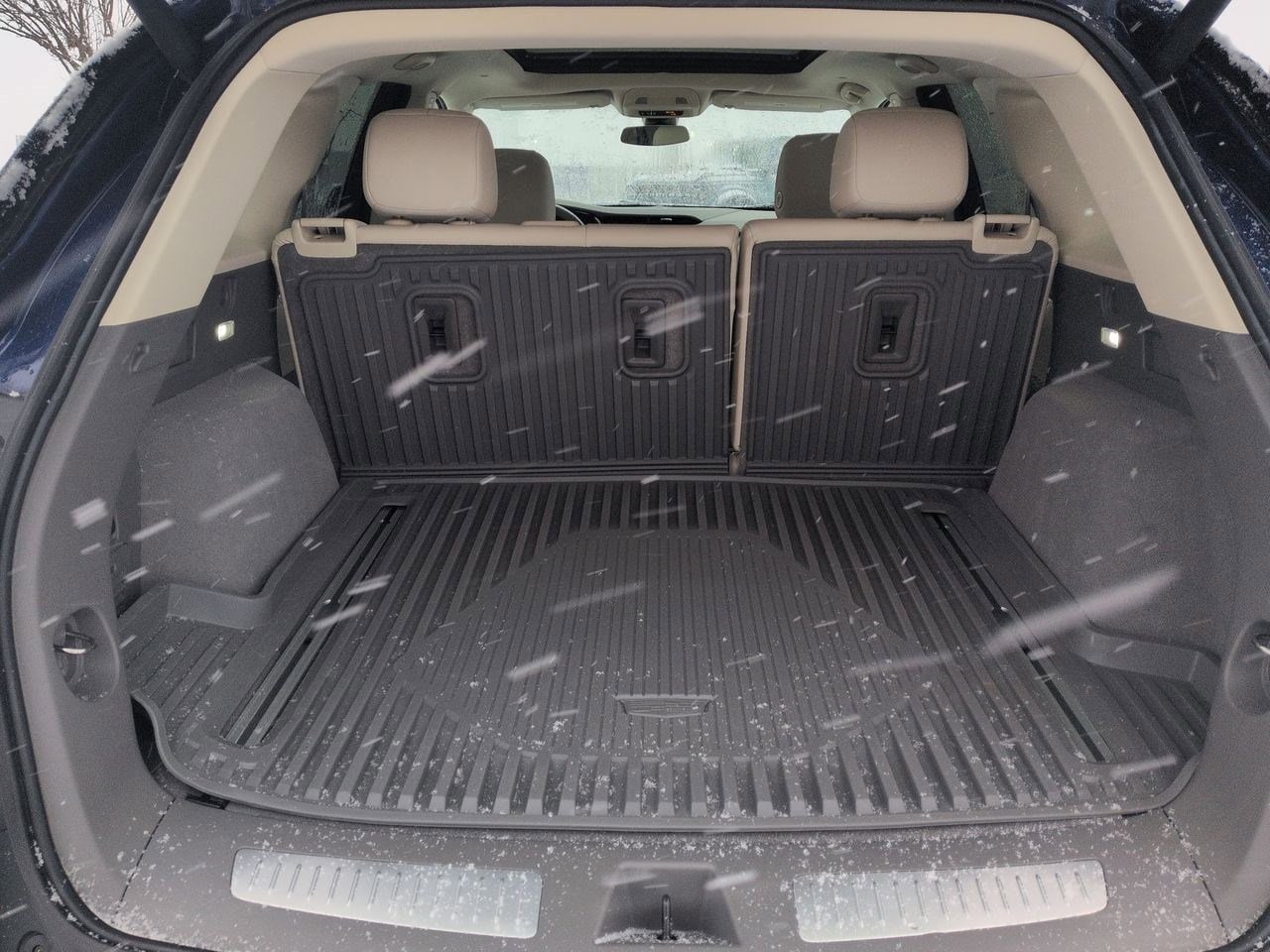 Thumbnail: 2024 Cadillac XT5 - 37