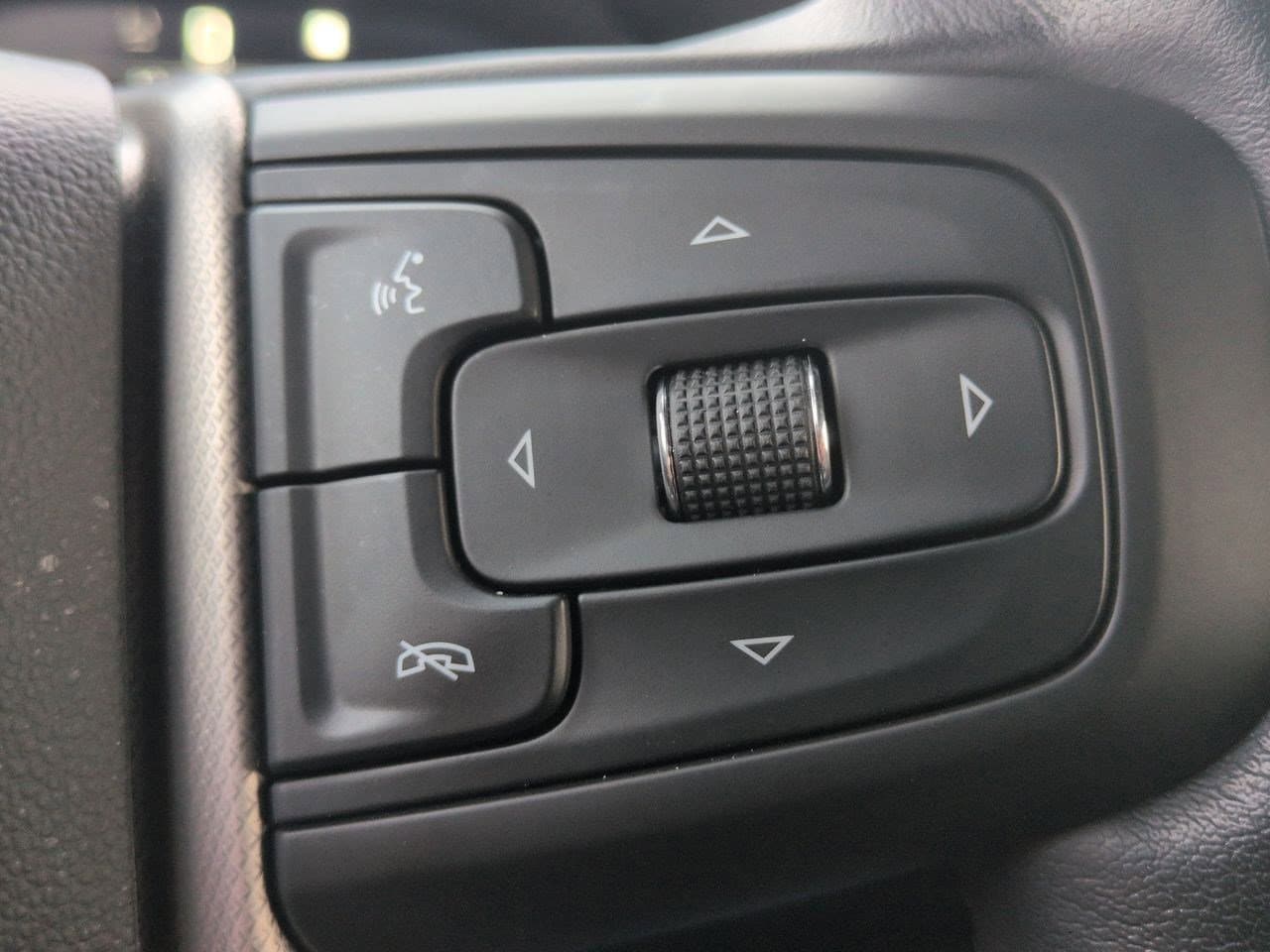 Thumbnail: 2023 GMC Yukon - 27