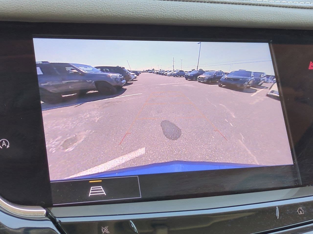 Thumbnail: 2023 Cadillac XT6 - 30