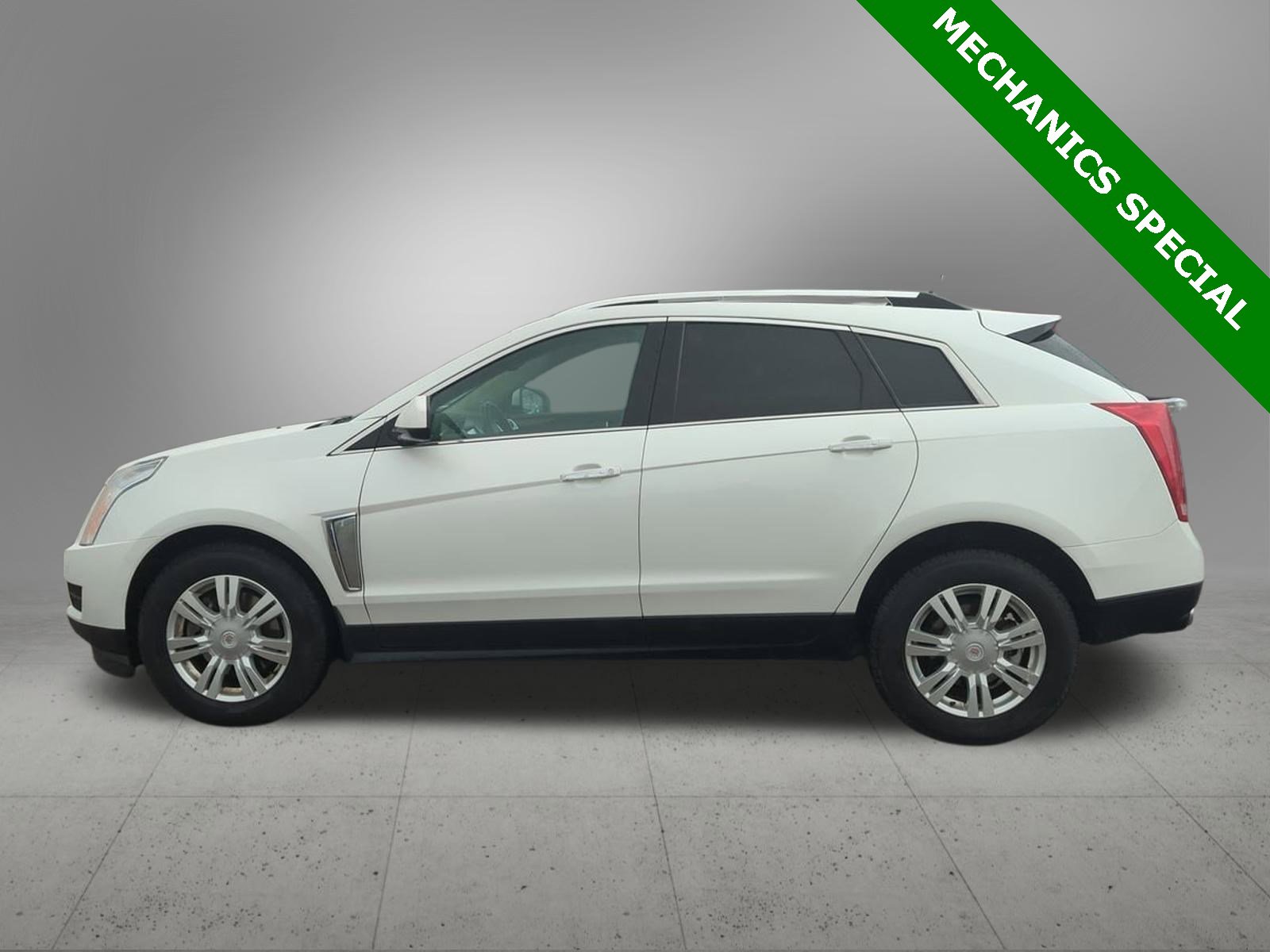 Thumbnail: 2014 Cadillac SRX - 3