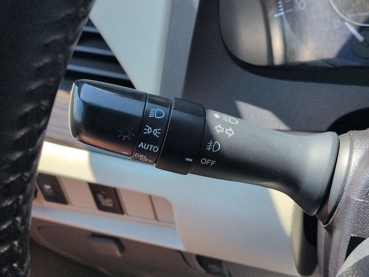 2015 Toyota Sienna XLE - Photo 27