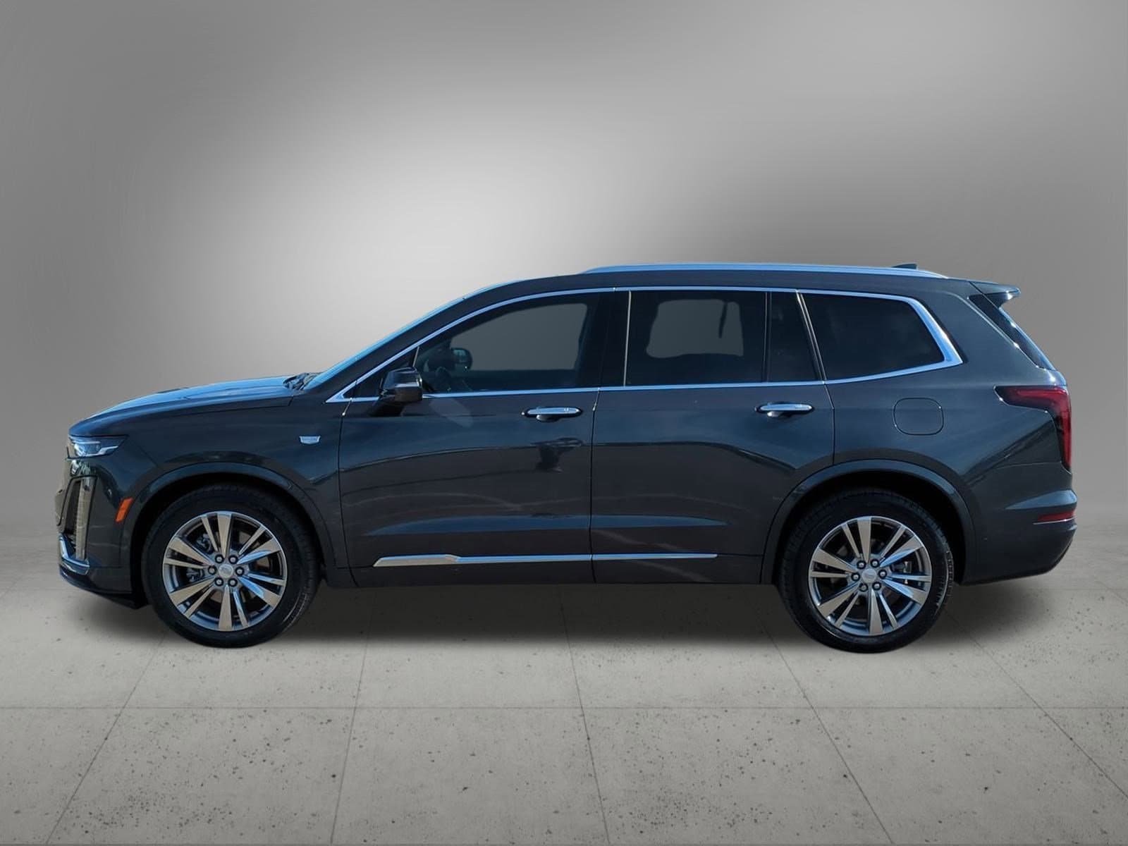 Thumbnail: 2023 Cadillac XT6 - 3