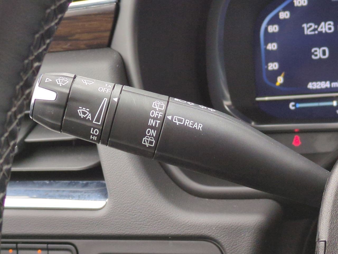 Thumbnail: 2023 Chevrolet Suburban - 26