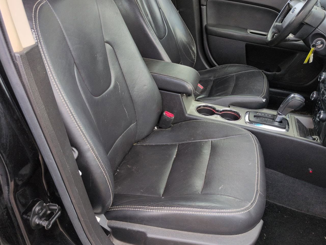 Thumbnail: 2011 Ford Fusion - 20