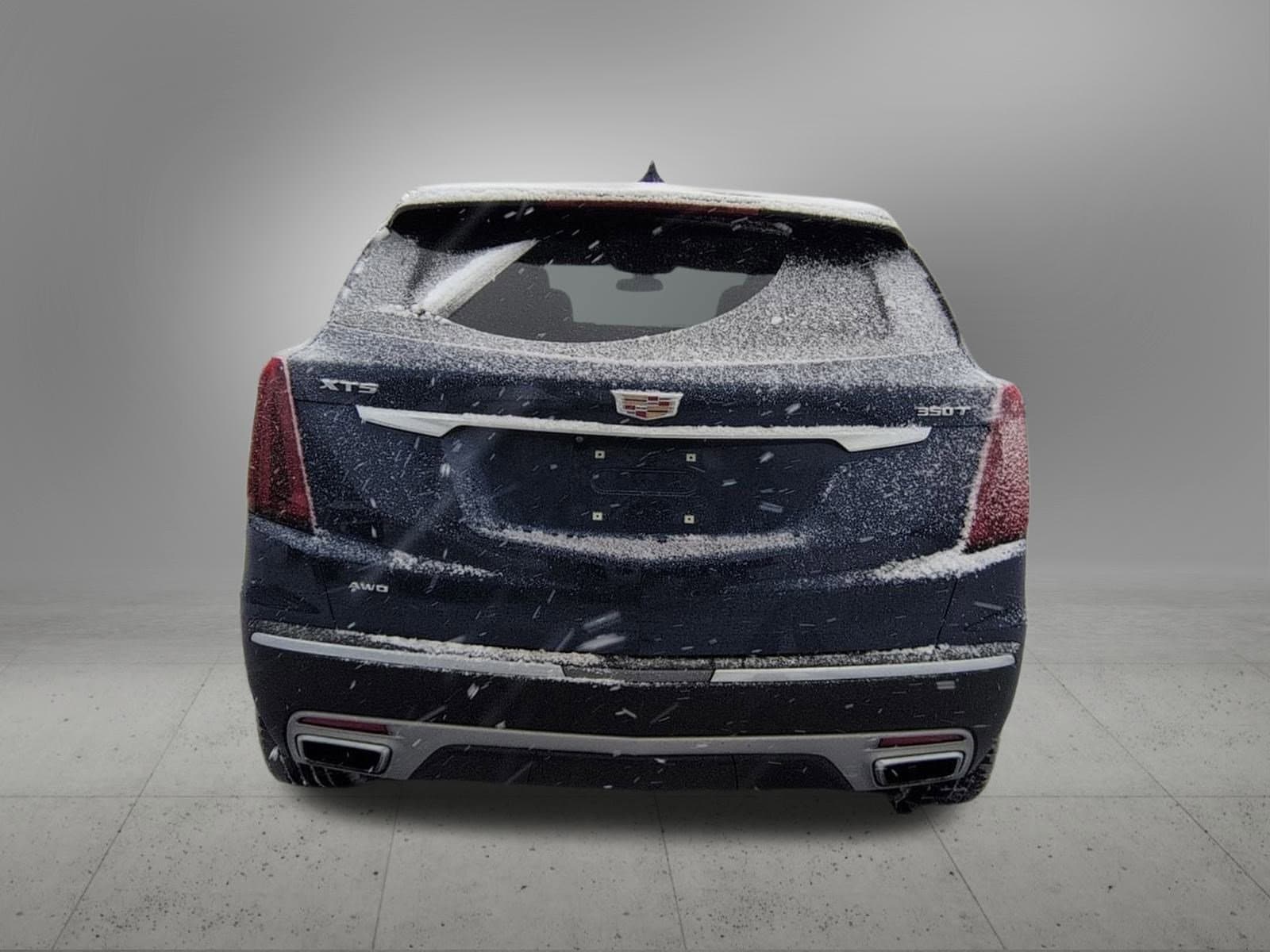 Thumbnail: 2024 Cadillac XT5 - 5