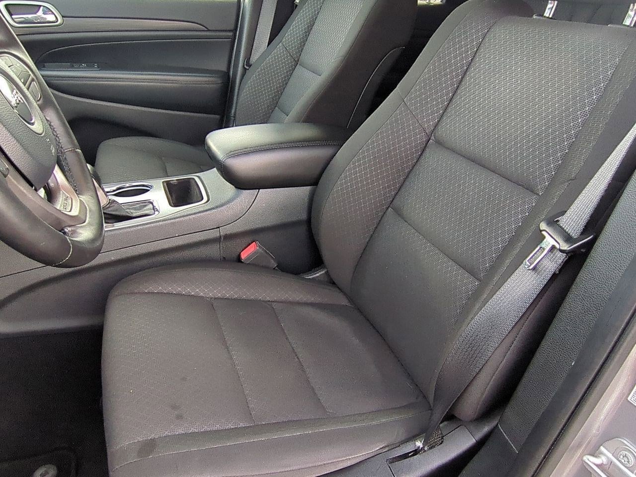 Thumbnail: 2020 Jeep Grand Cherokee - 16