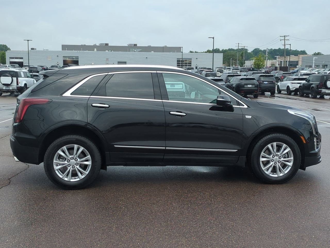 Thumbnail: 2024 Cadillac XT5 - 7