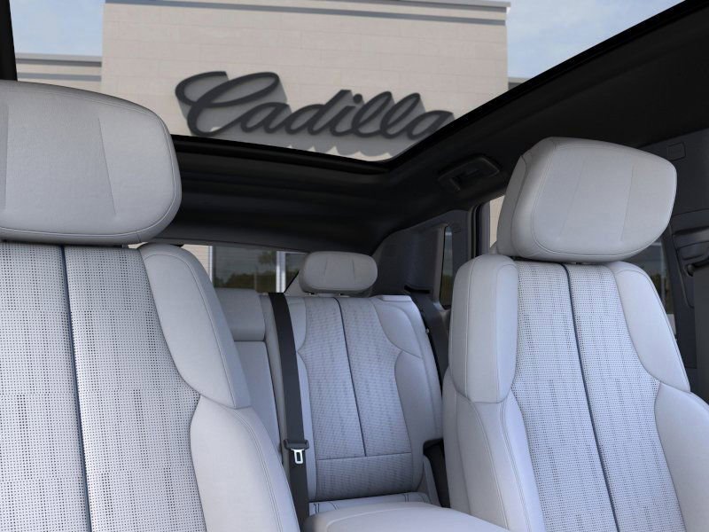 Thumbnail: 2025 Cadillac Lyriq - 24