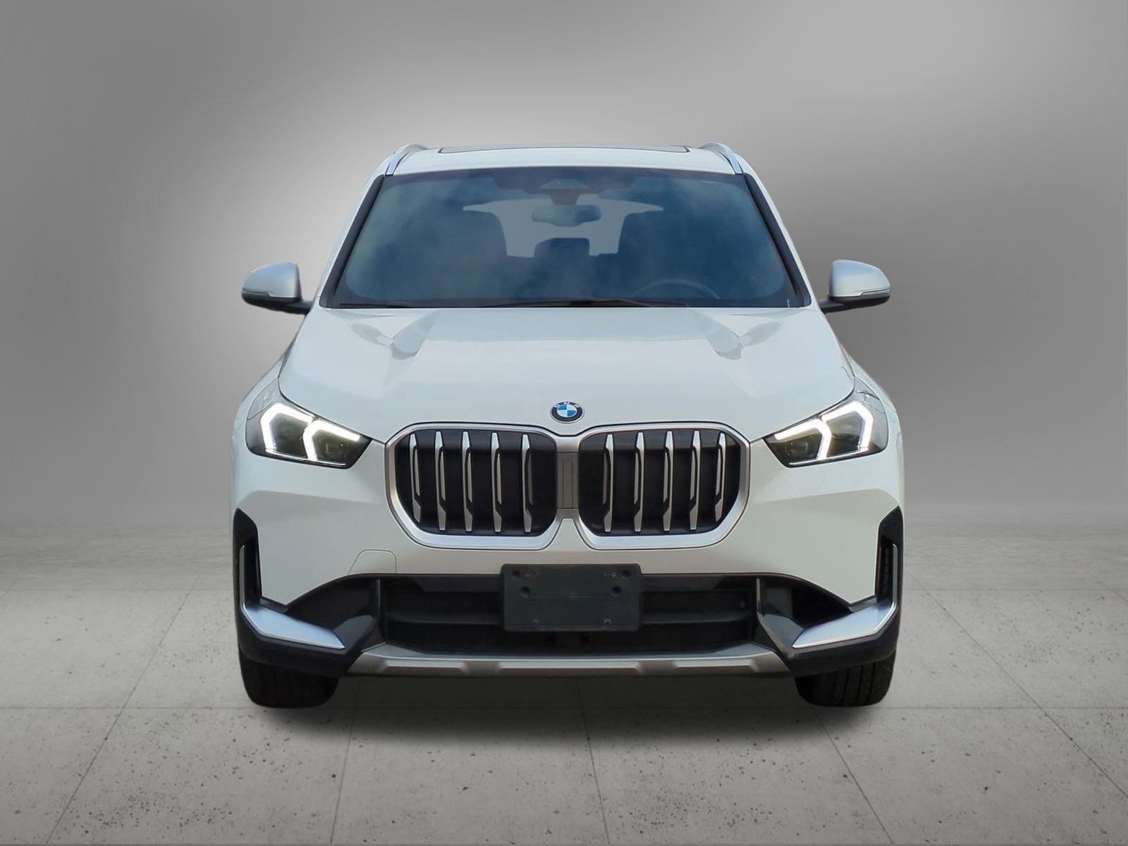 Thumbnail: 2023 BMW X1 - 9