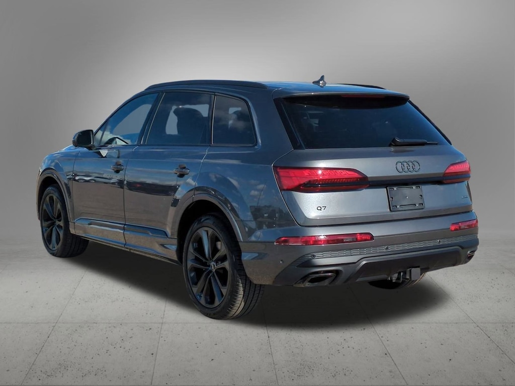 Used 2025 Audi Q7 Premium Plus