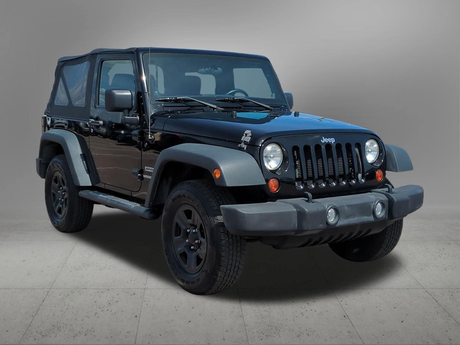 Thumbnail: 2012 Jeep Wrangler - 8
