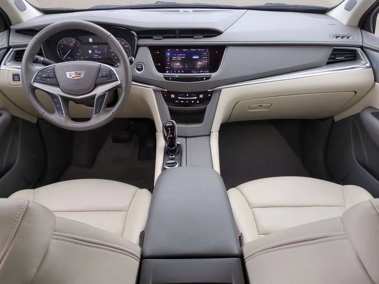 Thumbnail: 2023 Cadillac XT5 - 15