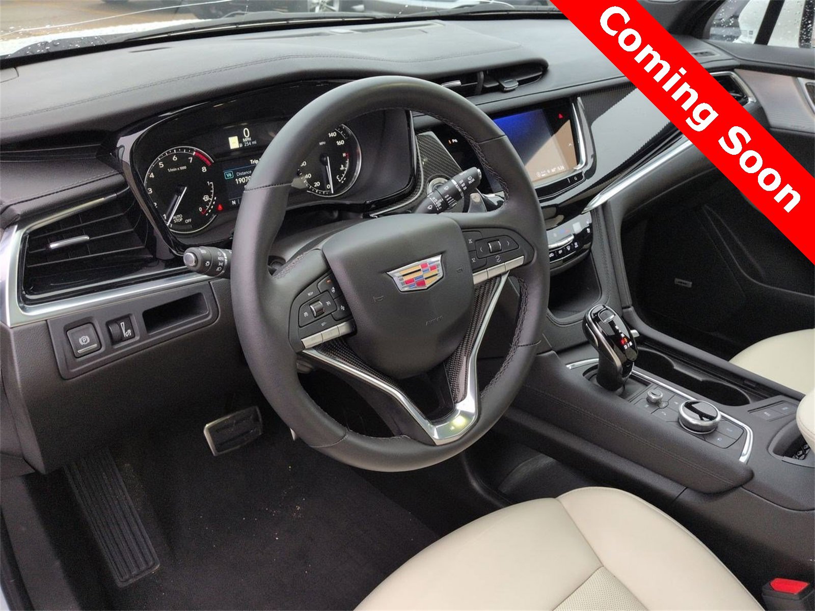 Thumbnail: 2025 Cadillac XT6 - 2