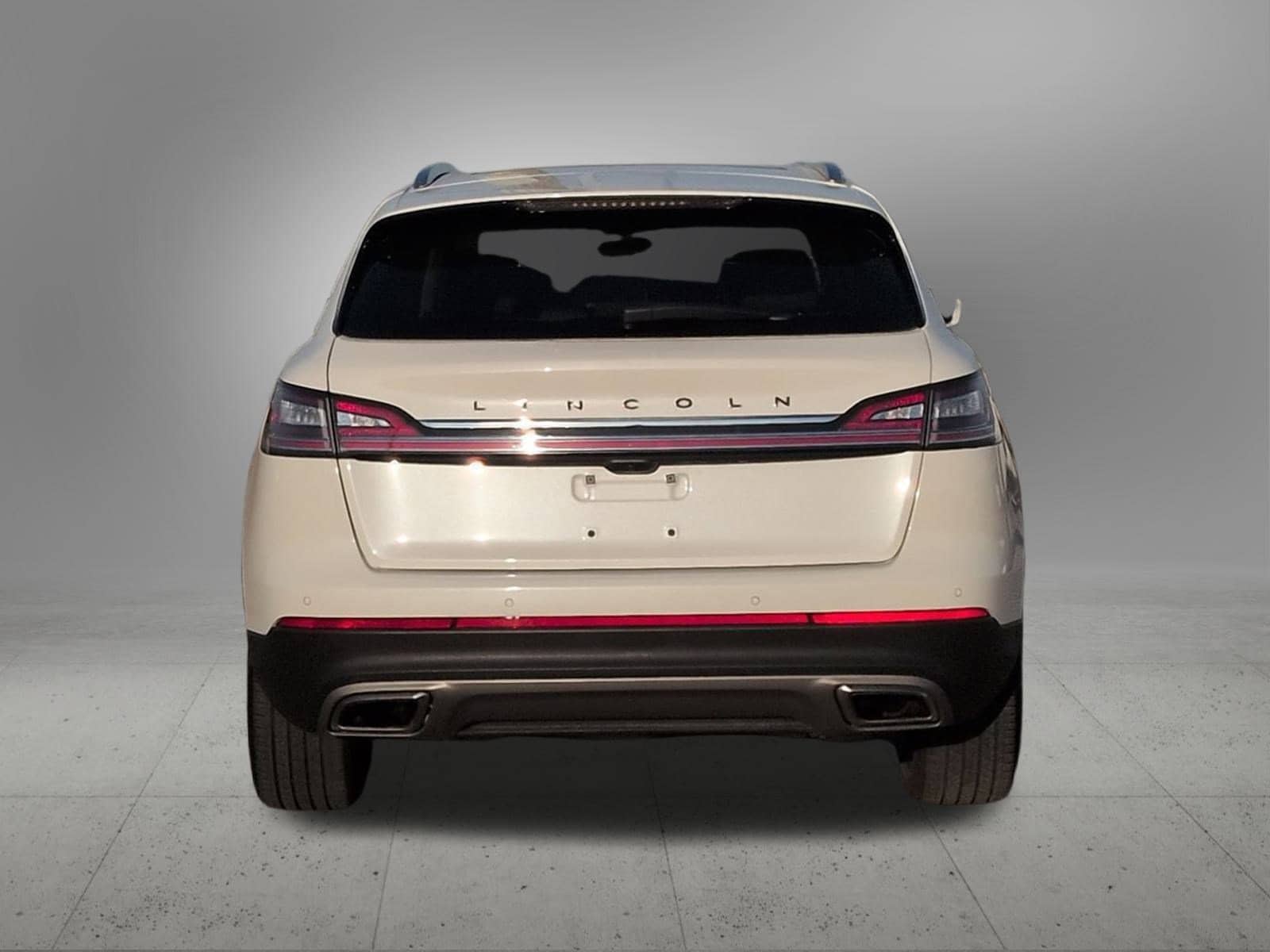 Thumbnail: 2023 Lincoln Nautilus - 5