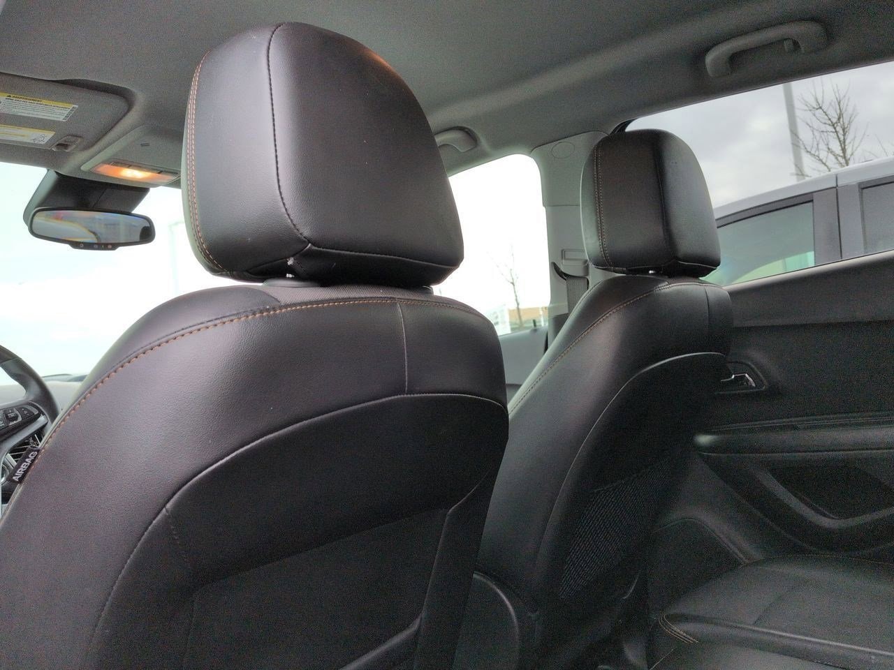 Thumbnail: 2021 Chevrolet Trax - 17