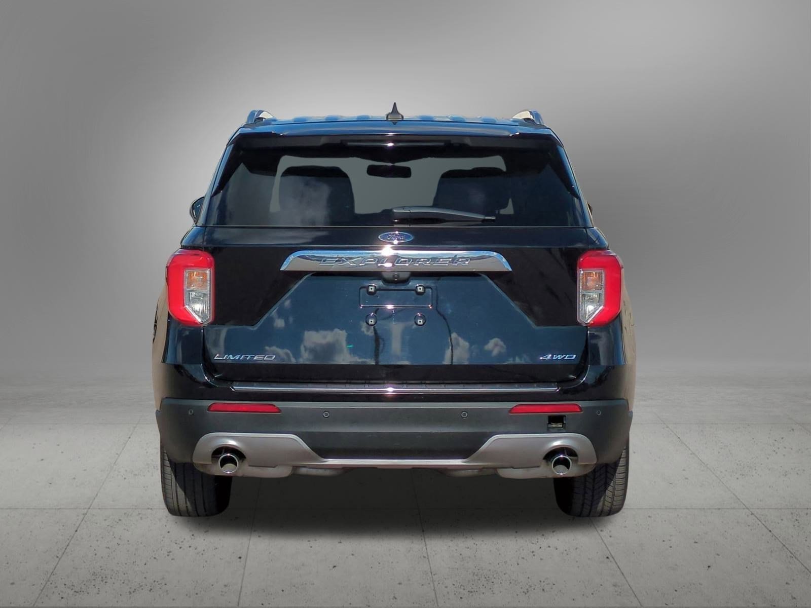 Thumbnail: 2022 Ford Explorer - 5