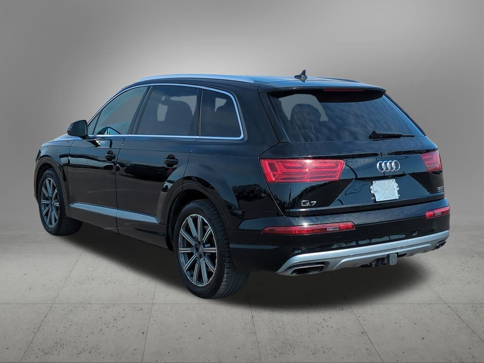 Thumbnail: 2017 Audi Q7 - 4