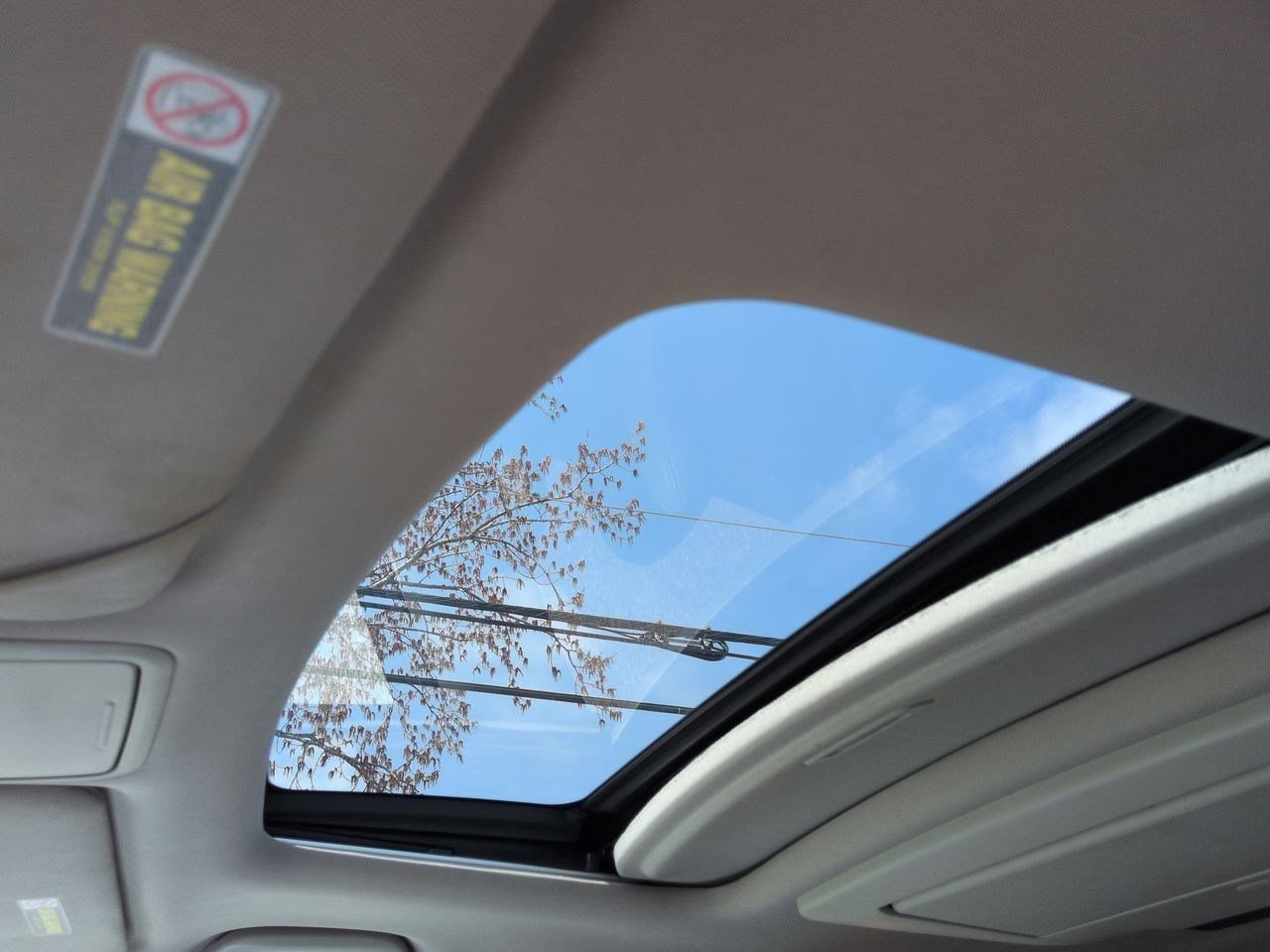 Thumbnail: 2012 Honda Odyssey - 19