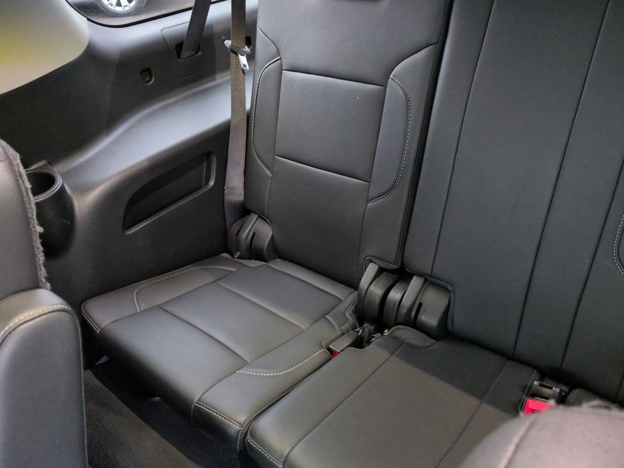 Thumbnail: 2019 GMC Yukon XL - 22