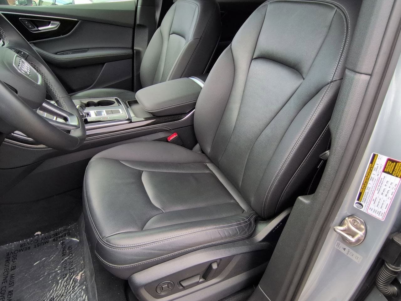 Thumbnail: 2025 Audi Q7 - 16