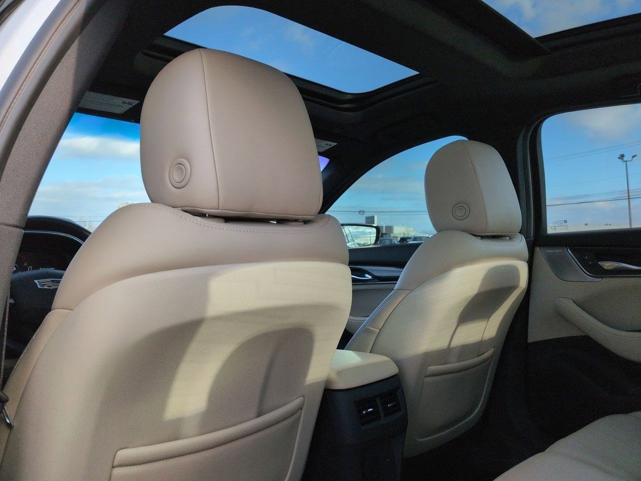 Thumbnail: 2021 Cadillac CT5 - 18