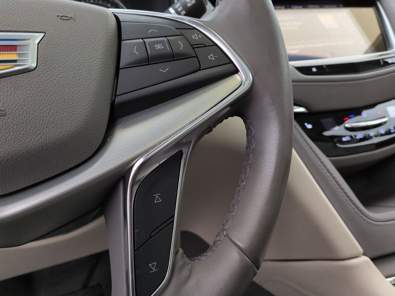 Thumbnail: 2023 Cadillac XT5 - 26