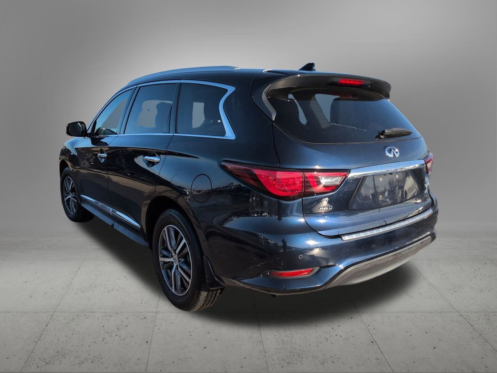 Thumbnail: 2019 INFINITI QX60 - 4
