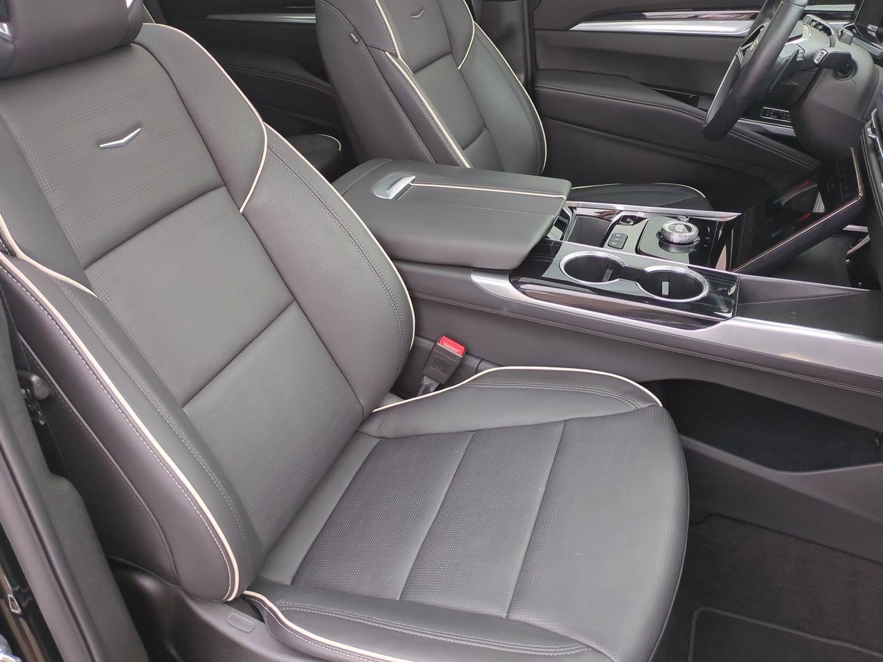 Thumbnail: 2025 Cadillac Escalade - 22