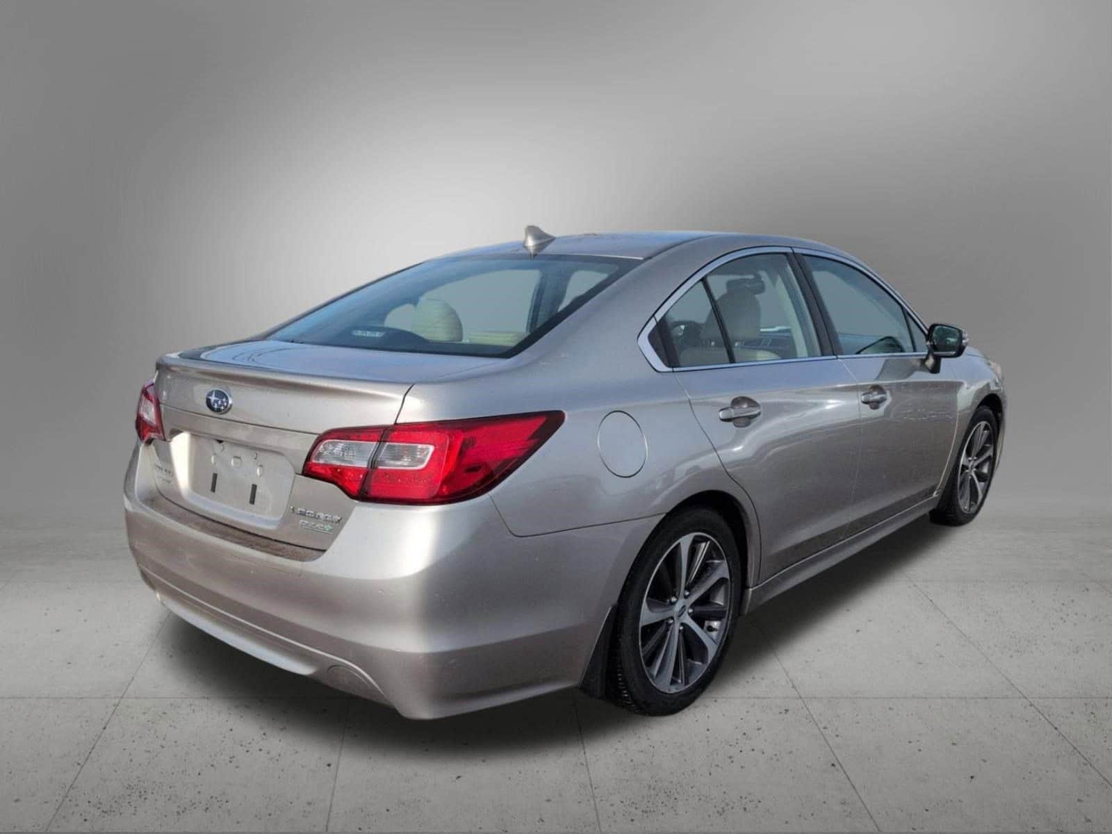 Thumbnail: 2016 Subaru Legacy - 6