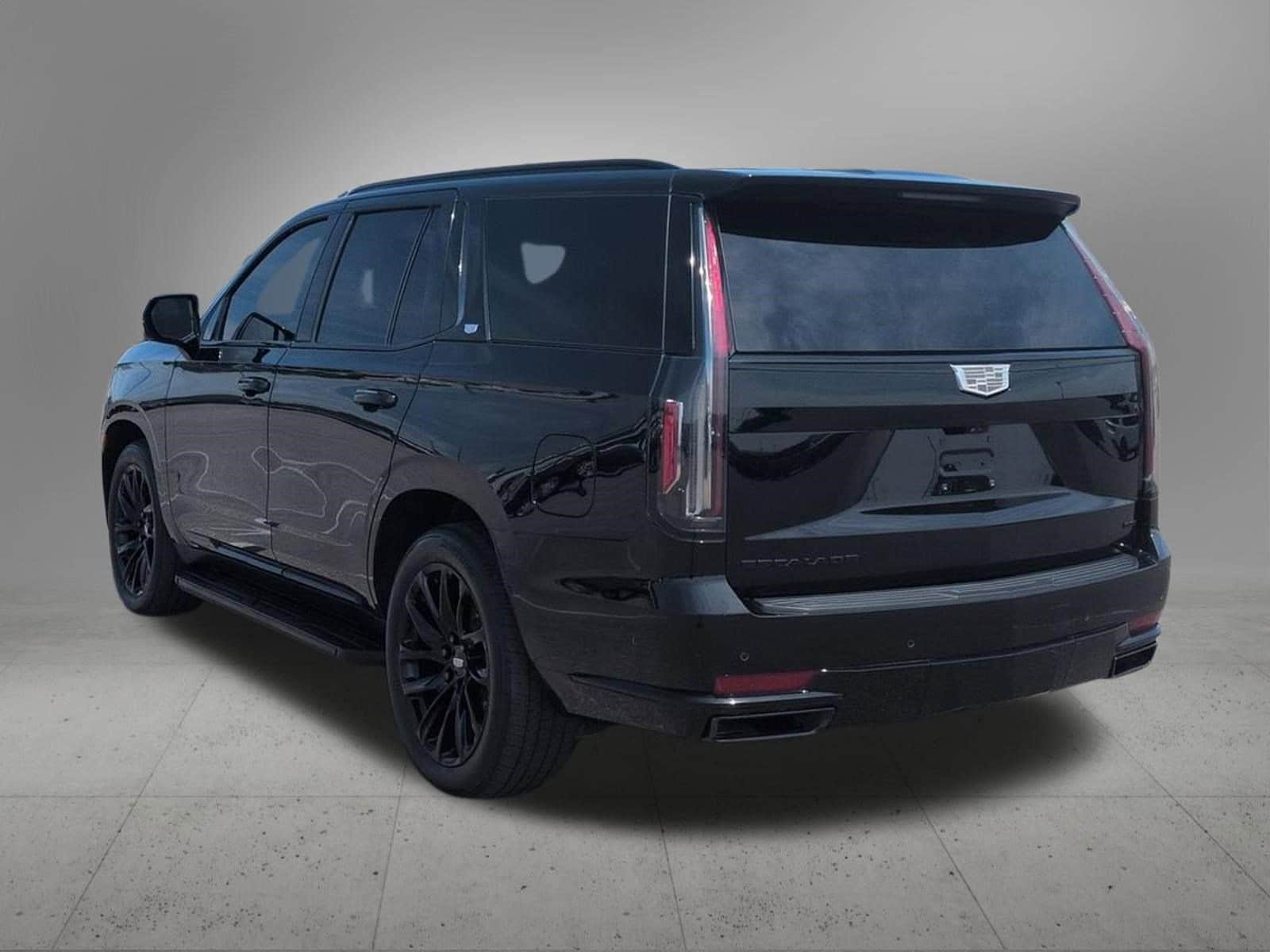 Thumbnail: 2023 Cadillac Escalade - 3