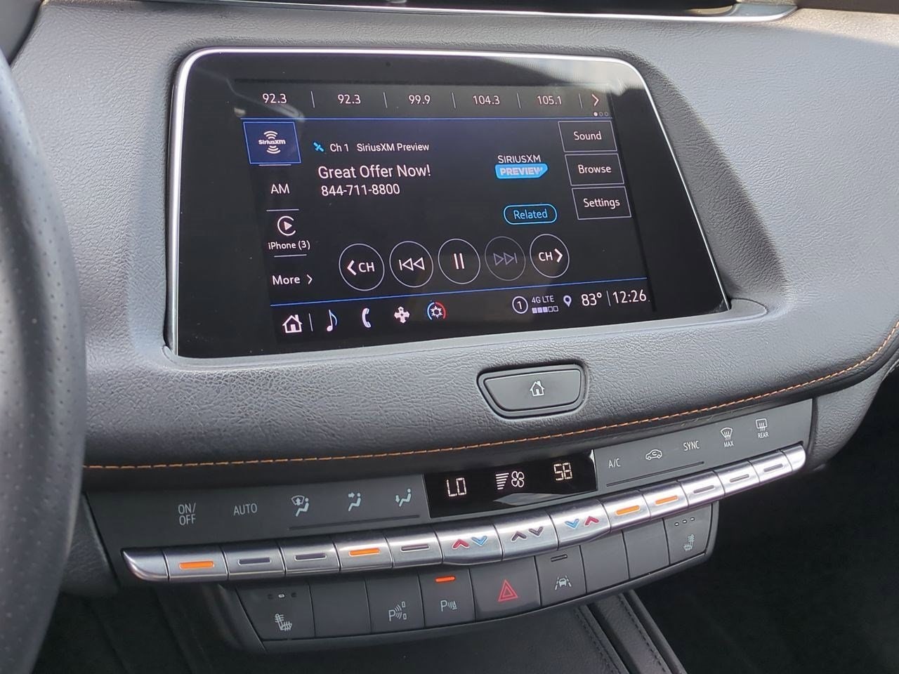 Thumbnail: 2022 Cadillac XT4 - 27