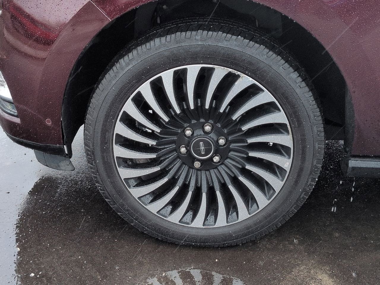 Thumbnail: 2019 Lincoln Navigator - 12