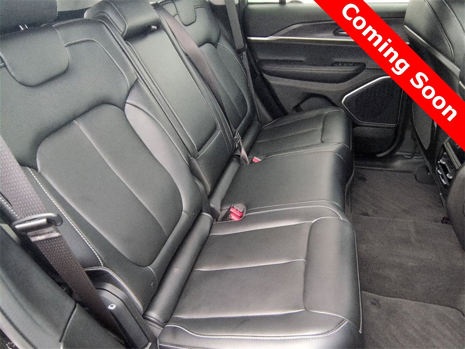 Thumbnail: 2022 Jeep Grand Cherokee - 20