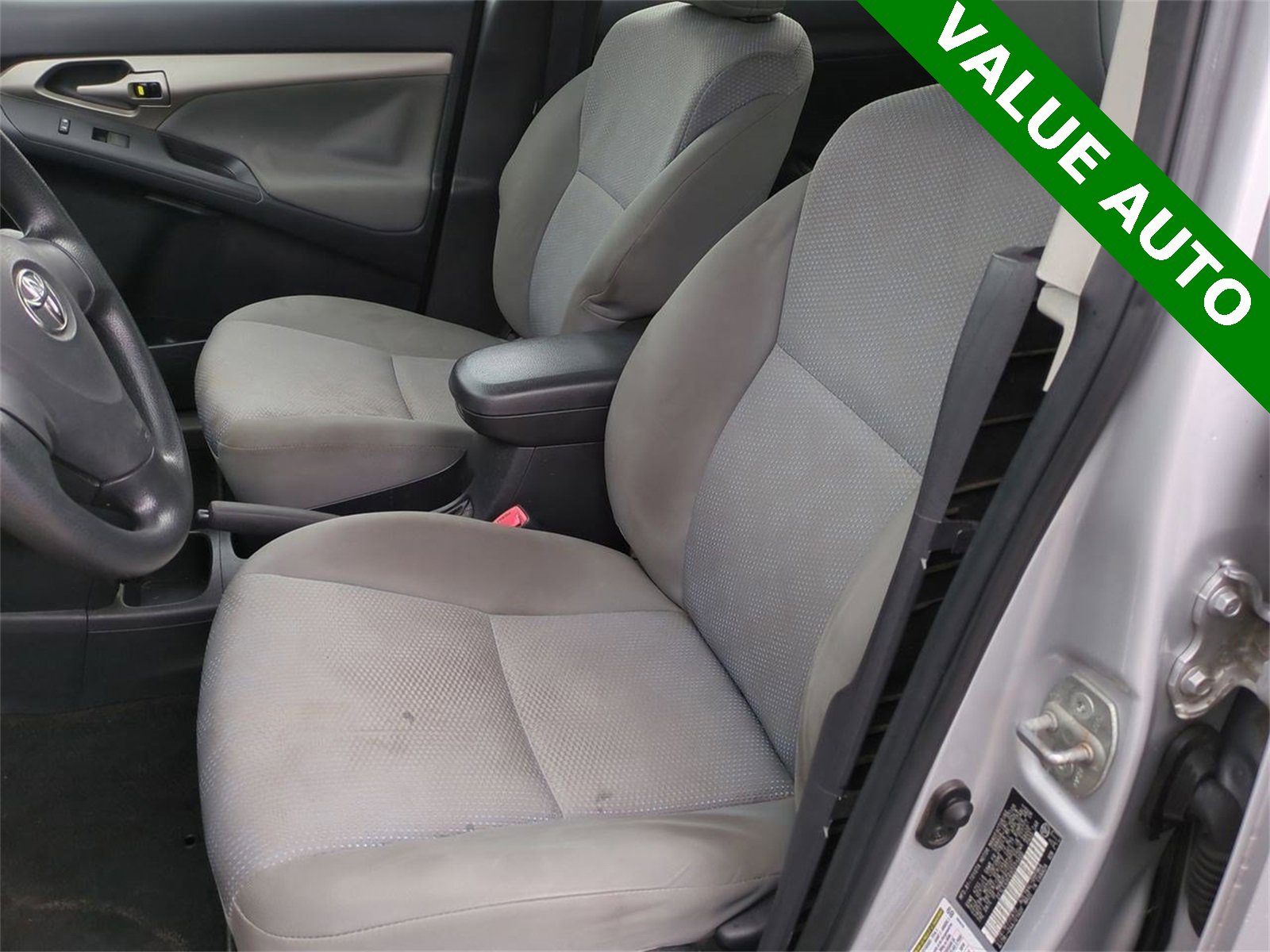 Thumbnail: 2009 Toyota Matrix - 14