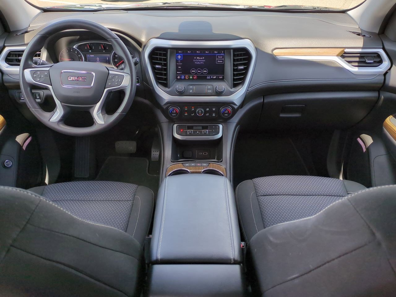 Thumbnail: 2022 GMC Acadia - 13