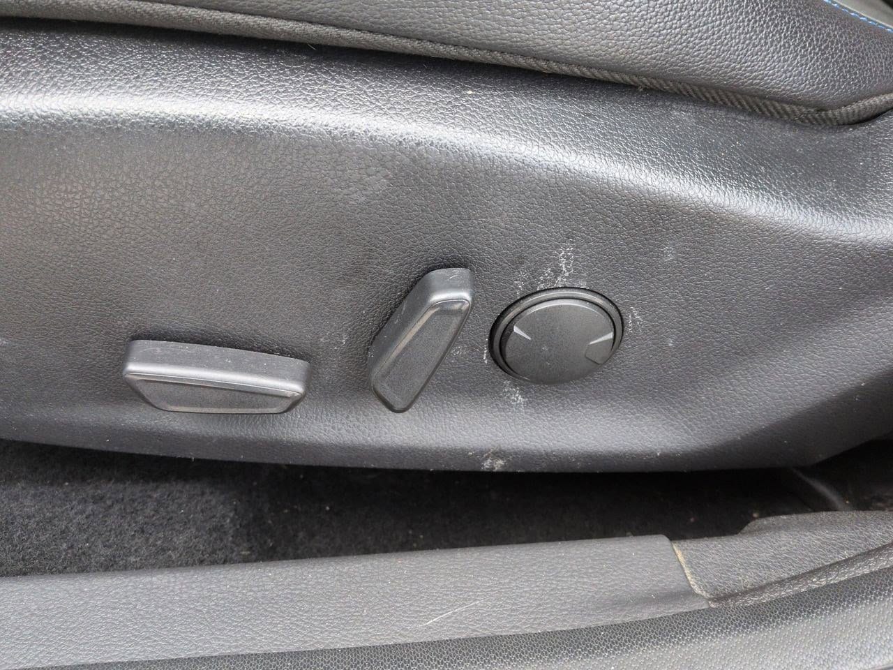 Thumbnail: 2017 Ford Focus - 17