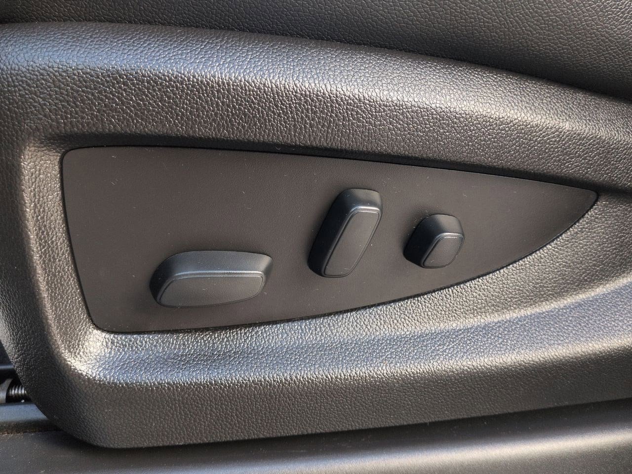 Thumbnail: 2019 Chevrolet Suburban - 17