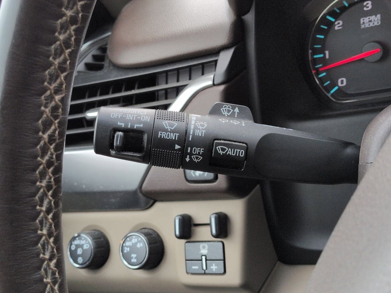 Thumbnail: 2016 Chevrolet Tahoe - 26