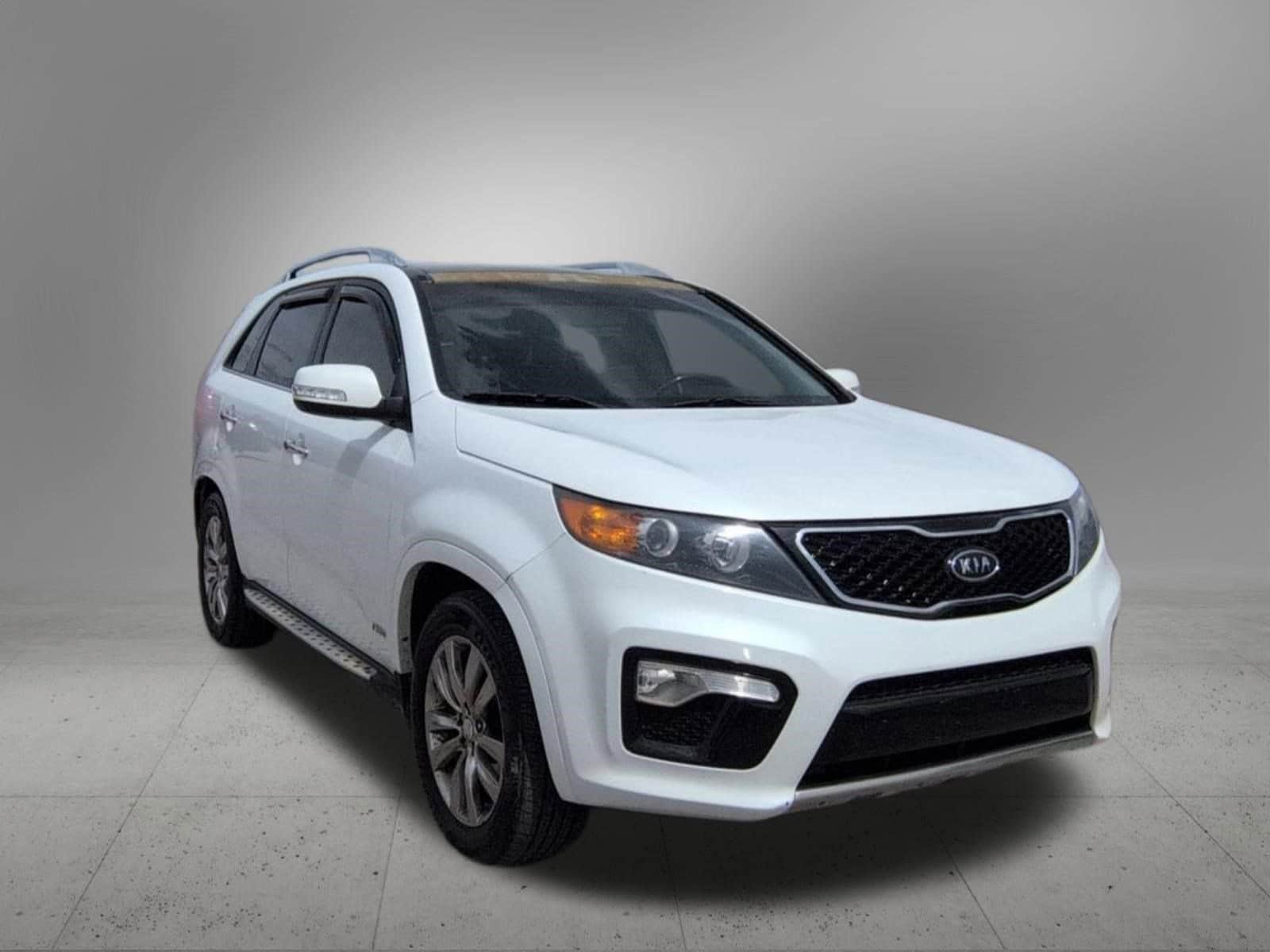 Thumbnail: 2013 Kia Sorento - 8