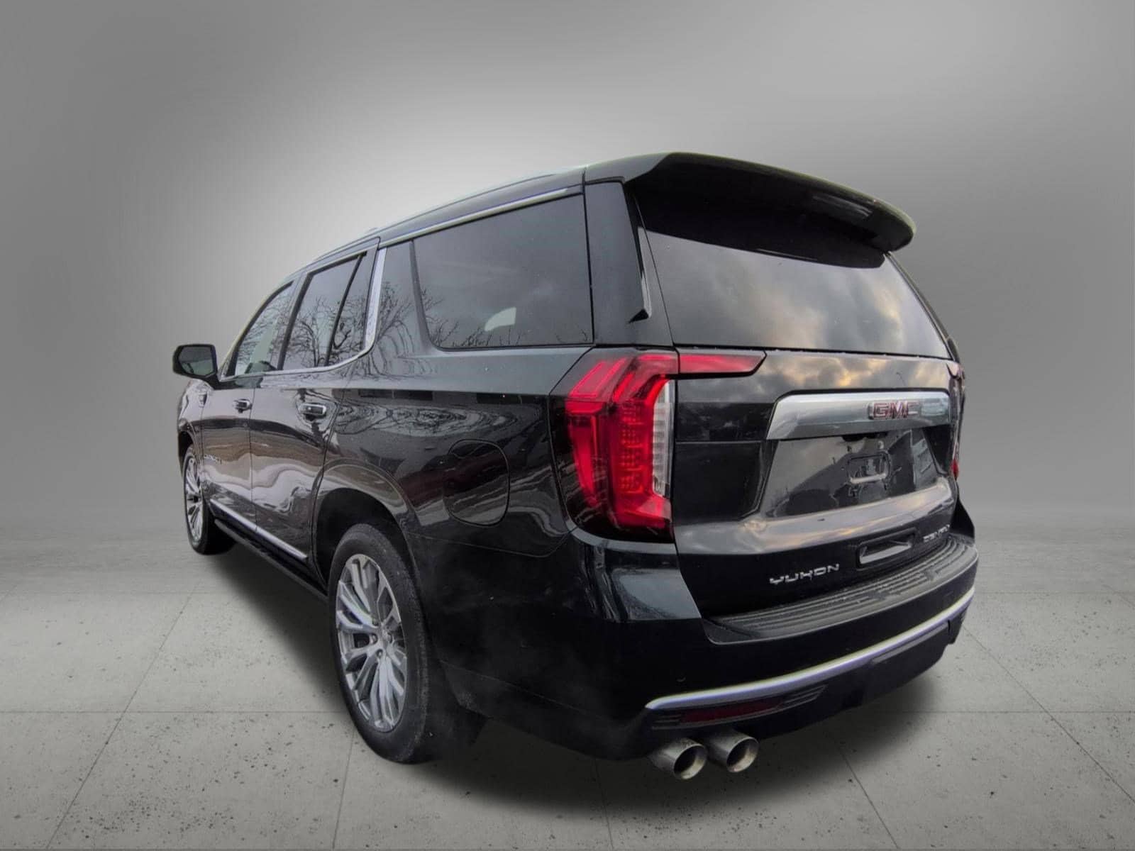 Thumbnail: 2023 GMC Yukon - 4